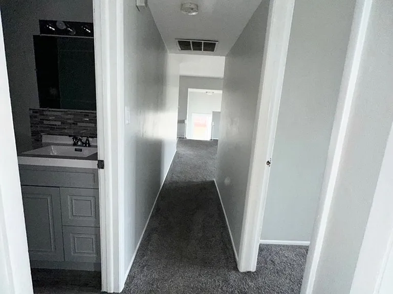 711 Driftwood Ct — Photo 6