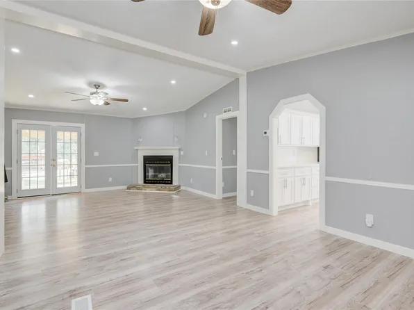 427 County Road 2218, Cleveland, TX 77327