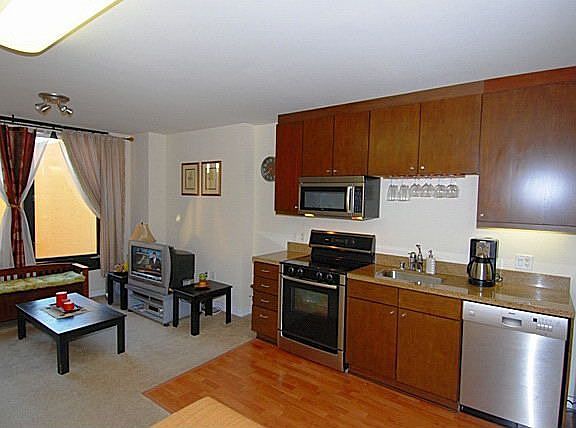 2nd image of 199 New Montgomery St Unit 911