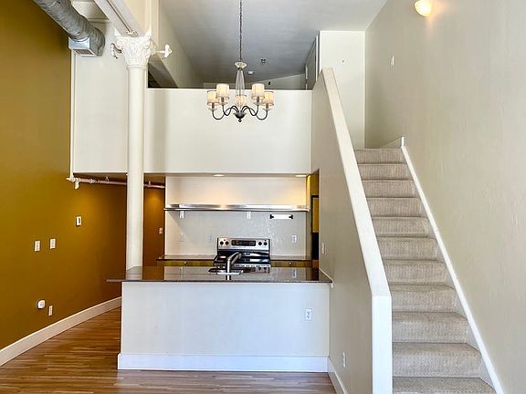 3rd image of 1617 California St APT 5E