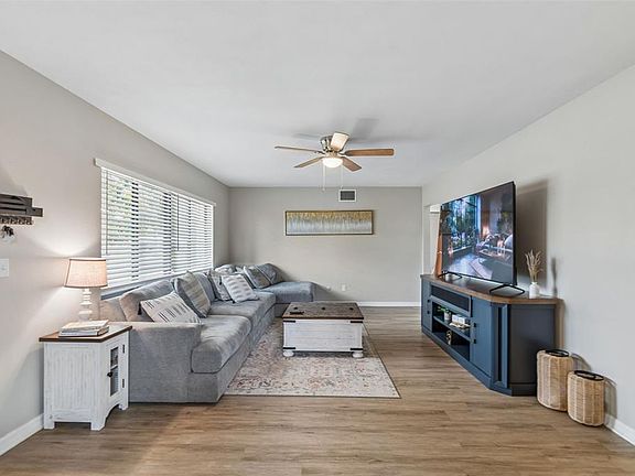 3rd image of 153 Stevenson Rd