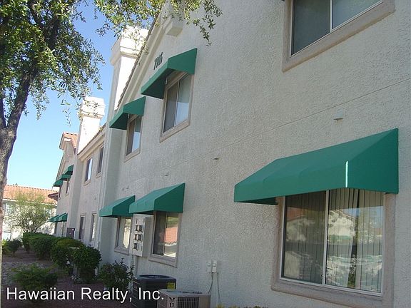 2nd image of 7905 Lago Vista Ln Unit 101