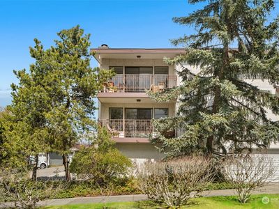 3901 Wallingford Avenue N, Seattle, WA, 98103