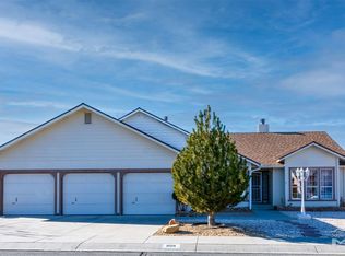 605 Boulder Cir, Dayton, NV 89403
