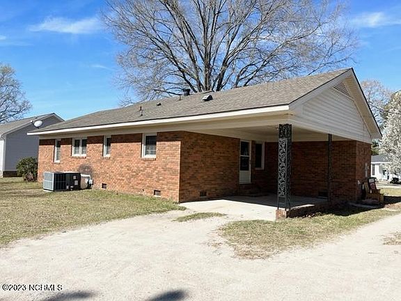 2nd image of 207 E Lucille Street
