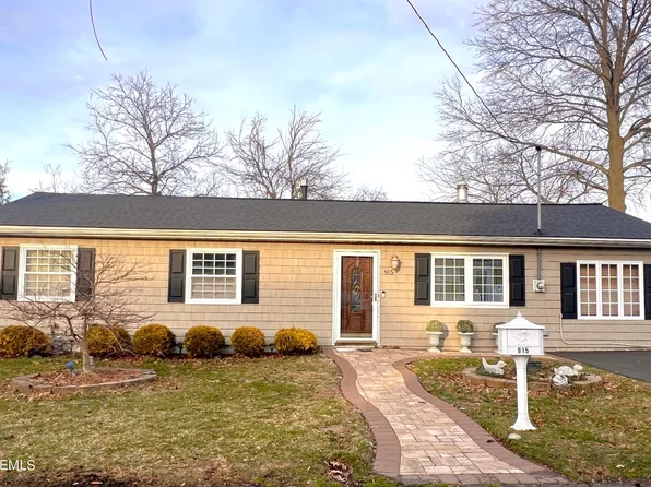 915 8th Street, Union Beach, NJ 07735