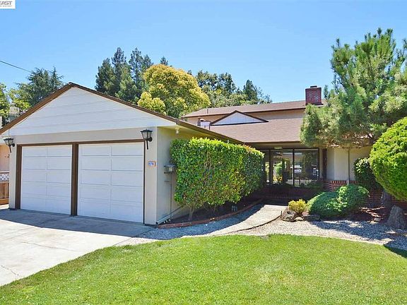2nd image of 22710 Zaballos Ct