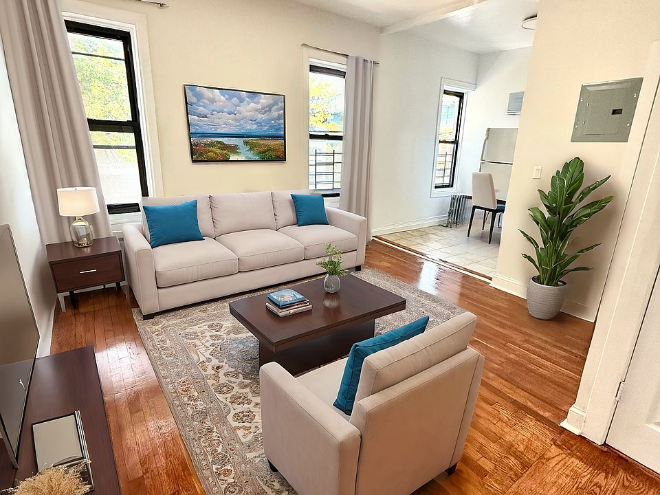 1st image of 8703 90th St #2F