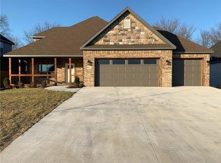 4300 SW Plumley Ave, Bentonville, AR 72713
