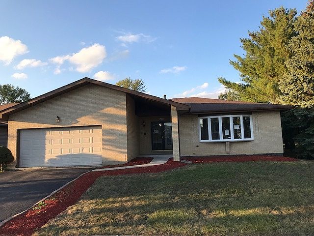 1st image of 4910 Crest Ct