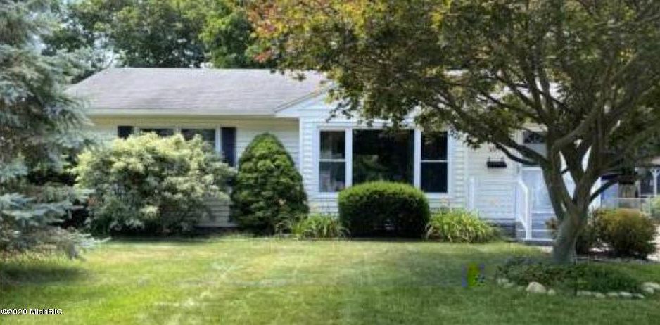 1st image of 3227 Canterbury Ave