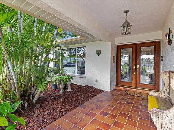 4th image of 3153 Carlos Dr