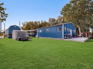 224 Old Coach Ln, Elgin, TX 78621