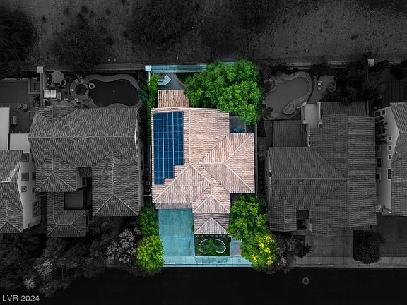 4th image of 2899 Carmelo Dr