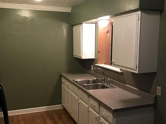 3rd image of 1314 W Palm Dr