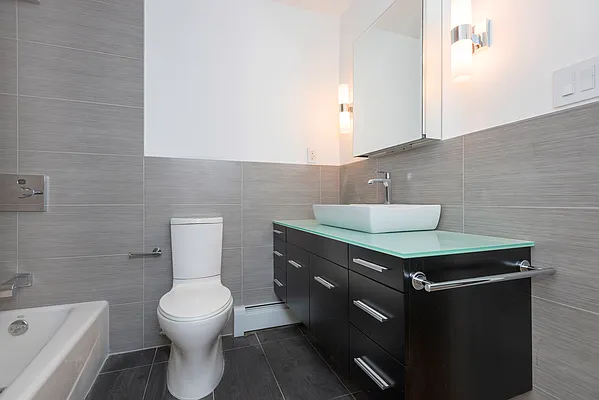 Rented by Douglas Elliman | media 17