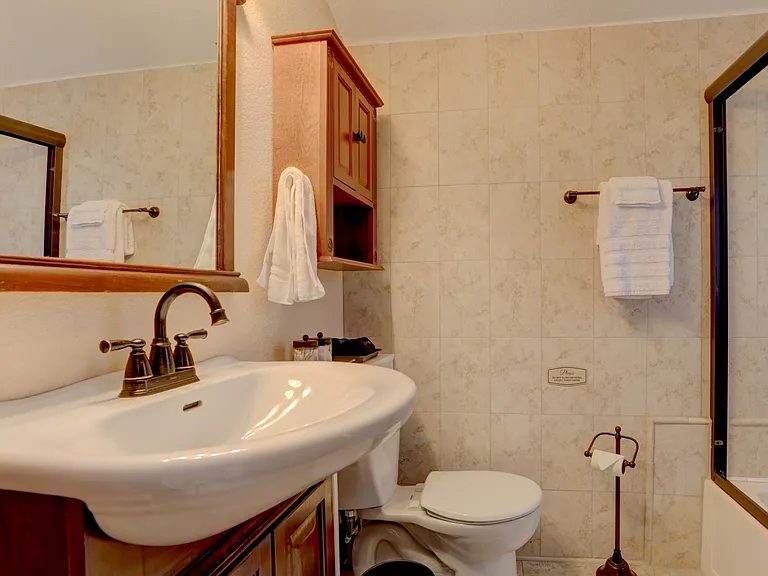 3311 Curtis St — Photo 12