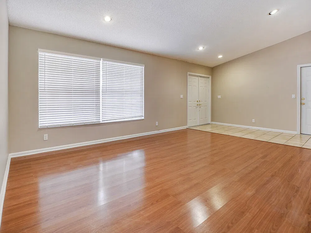 4 bed, 2.0 bath, 2194 sqft, $4,480 — Photo 3