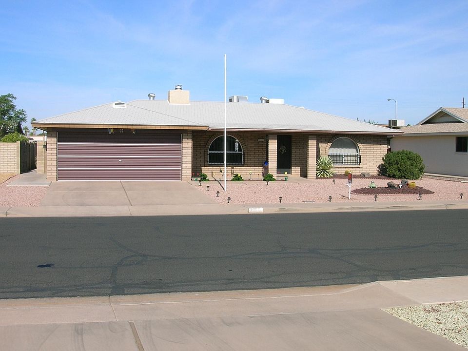1st image of 4660 E Crescent Ave