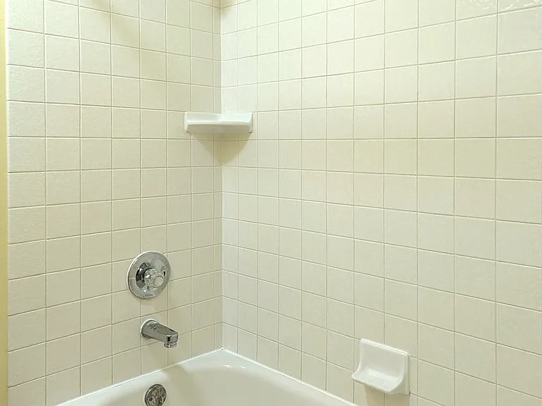 6905 E Hillside Pl — Photo 28