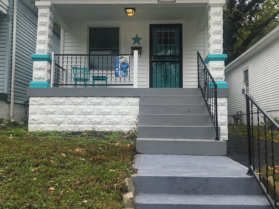 1st image of 1772 W Gaulbert Ave