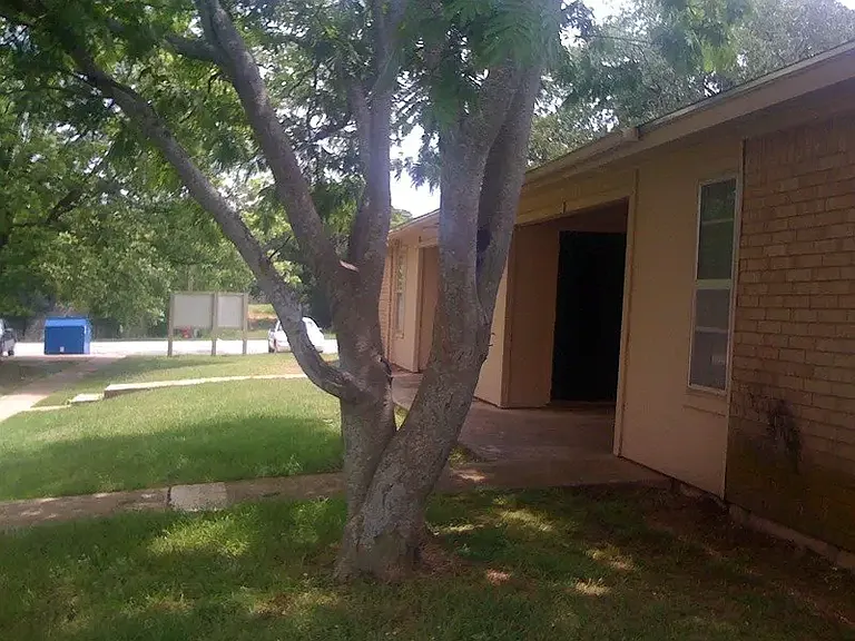 1512-1518 Primrose Ln — Photo 10