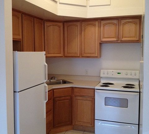 3rd image of 560 W 183rd St APT 2A