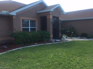 2709 SW 11th Pl, Cape Coral, FL 33914