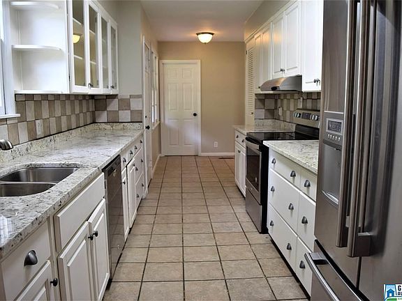 5th image of 1308 Columbia Dr