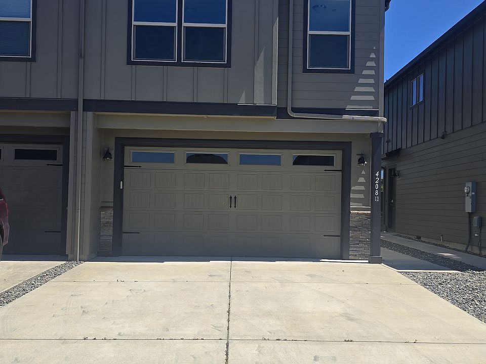 1st image of 4208 S Kennedy Dr Unit B