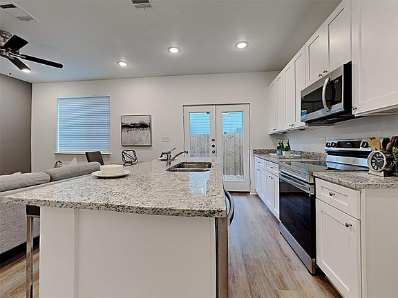 5th image of 201 Briarwood Ln