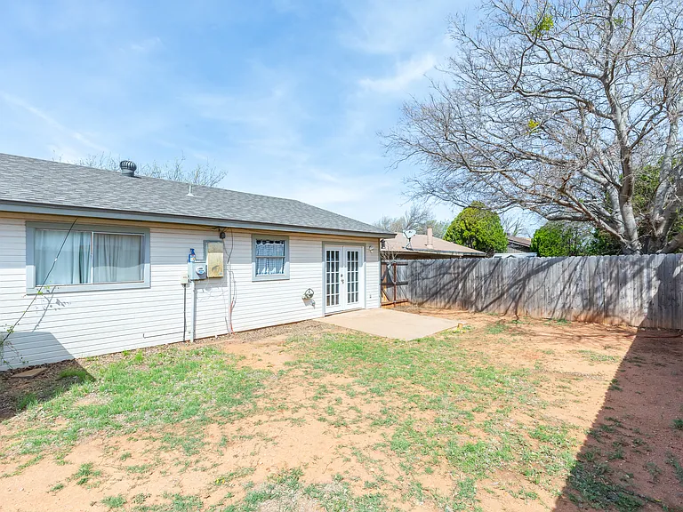 1689 Chachalaca Ln — Photo 30