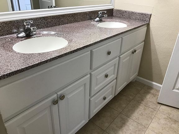 5th image of 3214 Sand Reef Ln