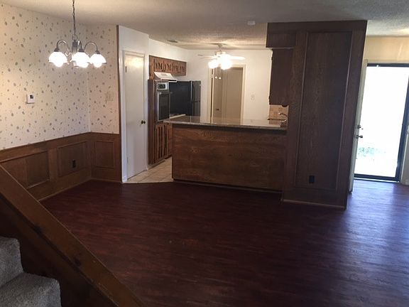 4th image of 619 Kings Mountain Dr