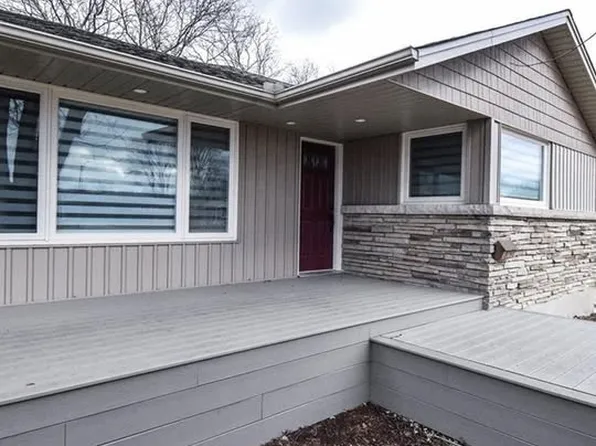 129 Glen Morris Dr #1, Saint Catharines, ON L2T 2N3