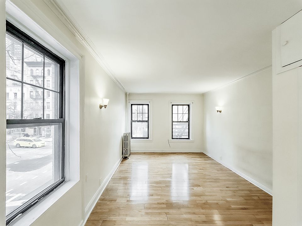 1st image of 815 9th Ave #2B