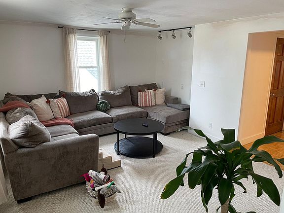 2nd image of 21 Court St #A