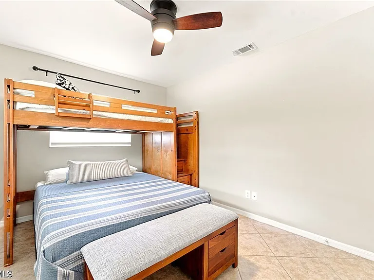 18918 Cypress View Dr — Photo 40