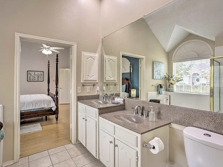 6325 Wildhaven Dr — Photo 13