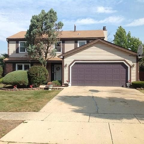 1st image of 14 Brian Dr