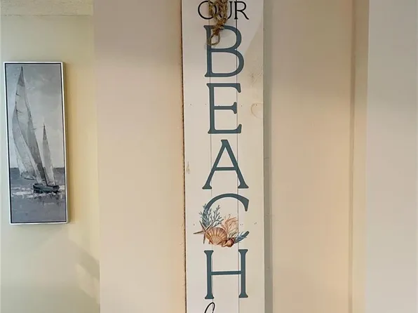 1 Bluebill Ave, Naples, FL