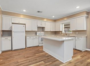 2703 Bank St, Lake Charles, LA 70601
