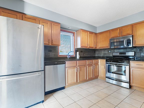 4th image of 16725 Paxton Ave APT 3N