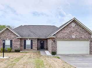 111 Oakridge Dr, Roland, OK 74954