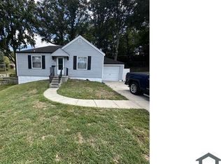 7405 Sharon Dr, Saint Louis, MO