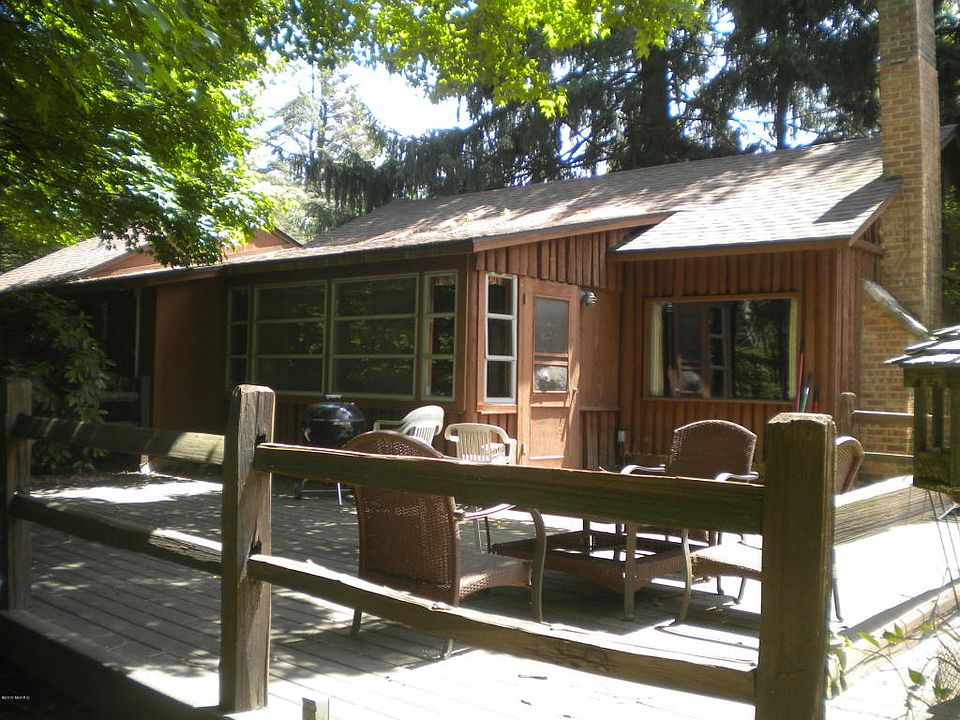 1st image of 91 70th St