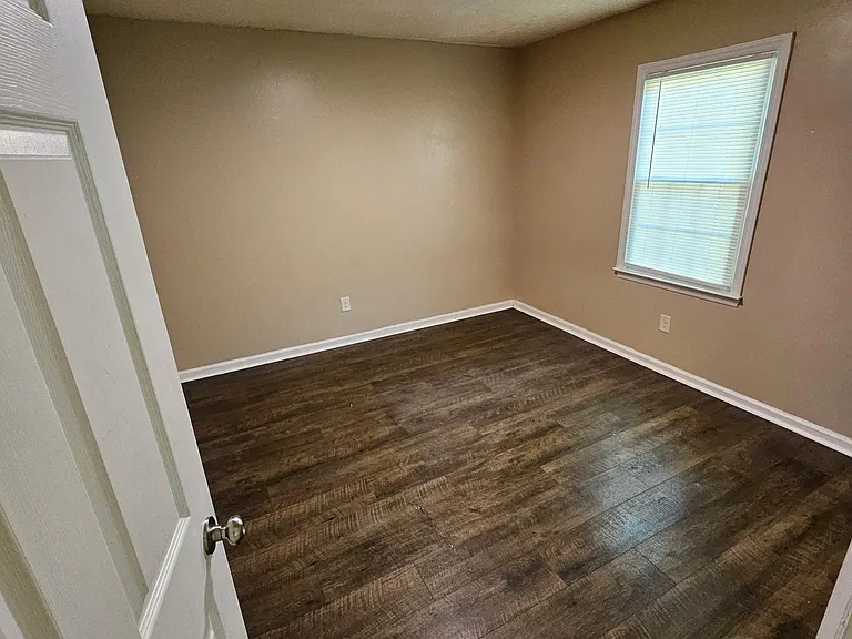 2821 Club Plaza Rd #F — Photo 5