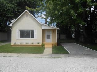 130 W Kentucky St, Clayton, IN 46118