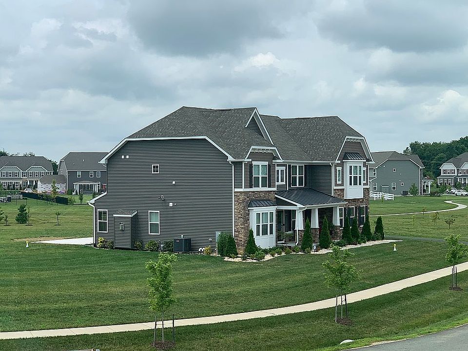 1st image of 213 Mistmeadow Dr