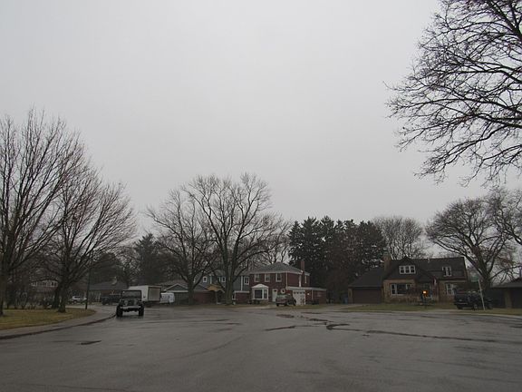 4th image of 5916 N Landers Ave